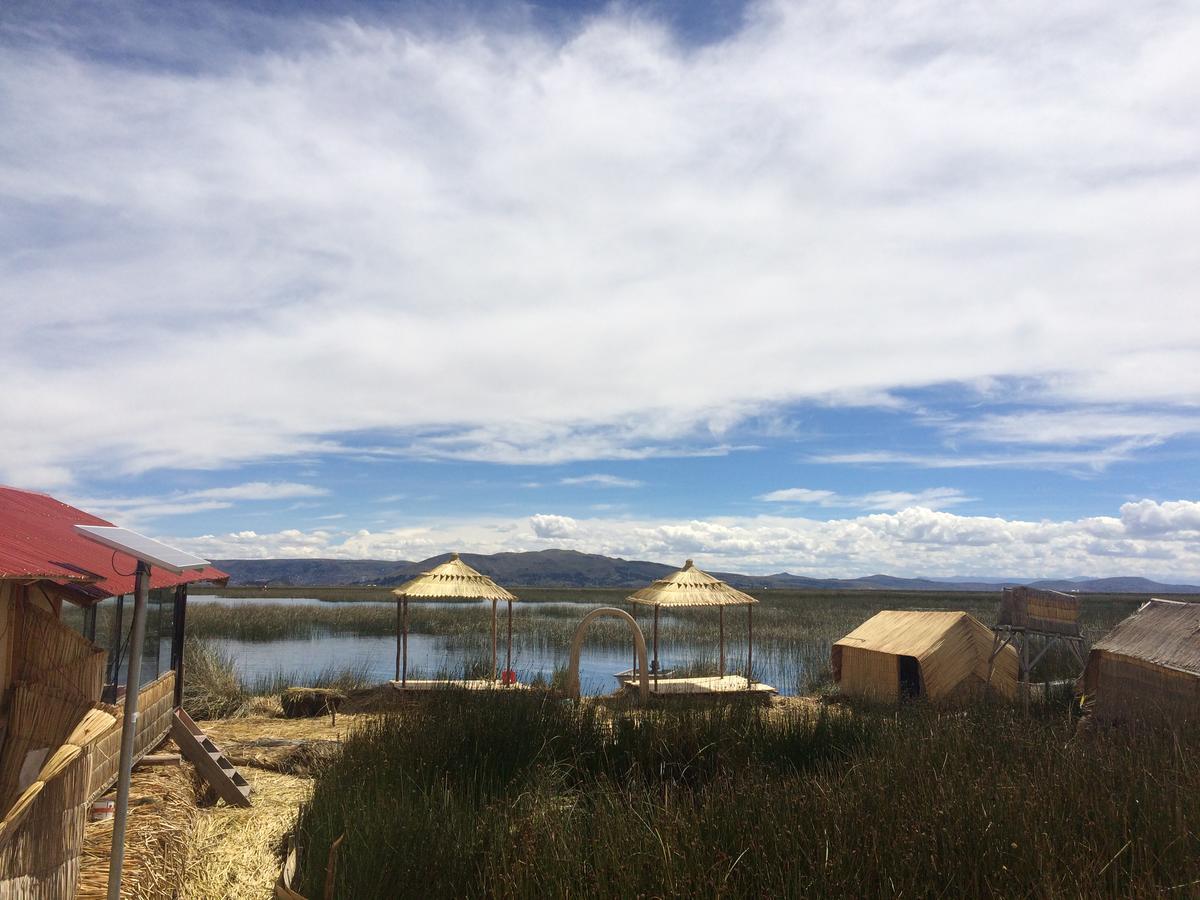 Uros Titicaca Lodge
